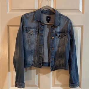 GAP Women's Classic Blue Jean Jacket